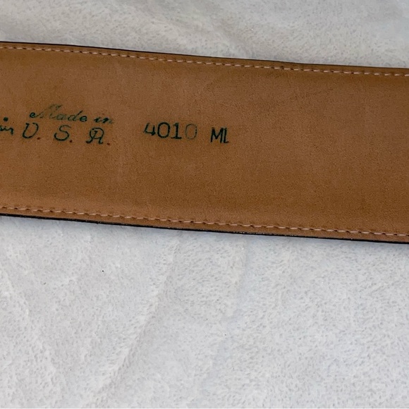 Vintage leather Pierre Cardin double row black belt women’s size 29-33” waist - Picture 3 of 8